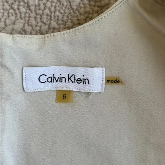 New Calvin Klein Cream Dress with gold toned zipper - Picture 6 of 6